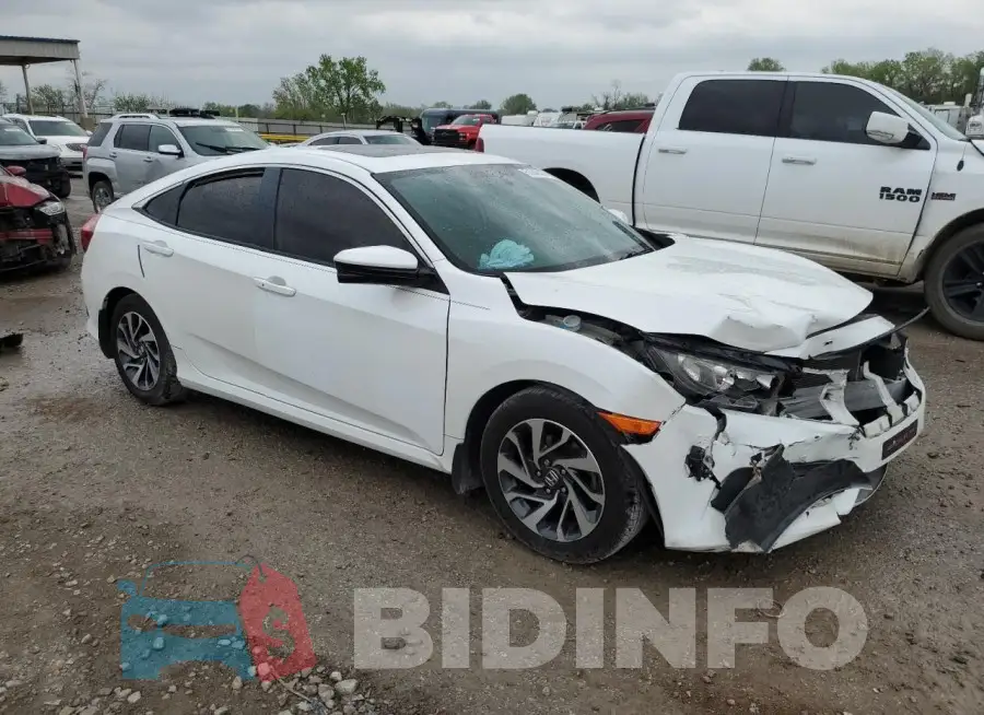 19XFC2F70HE032984 Photo# 4