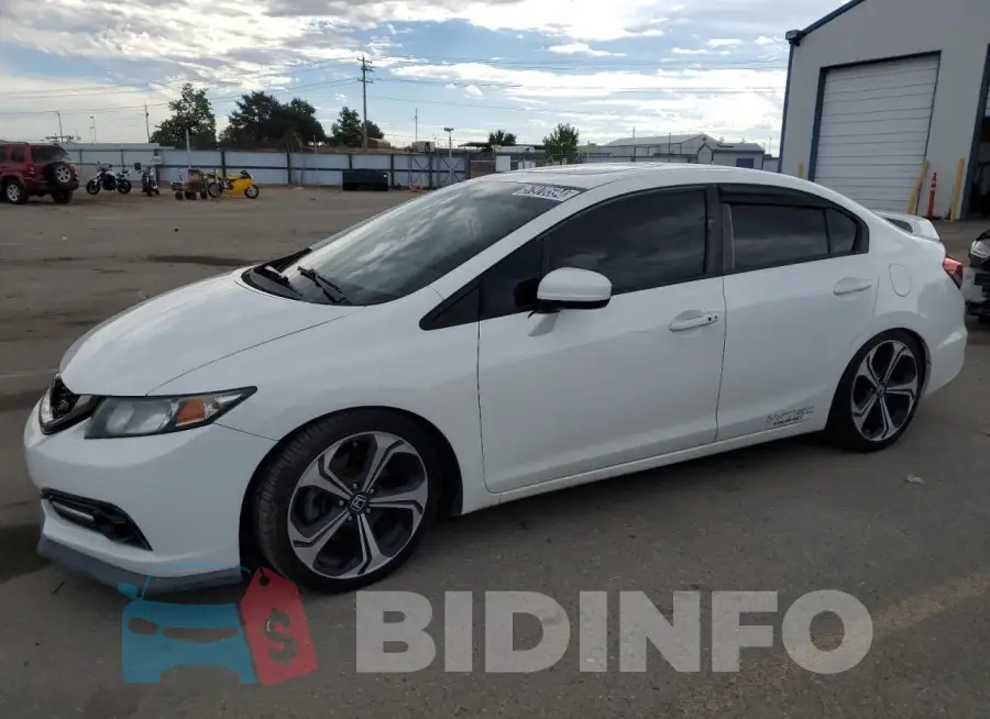 2HGFB6E52FH704430 Photo# 1