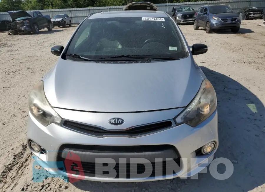 KNAFZ6A39F5267612 Photo# 5