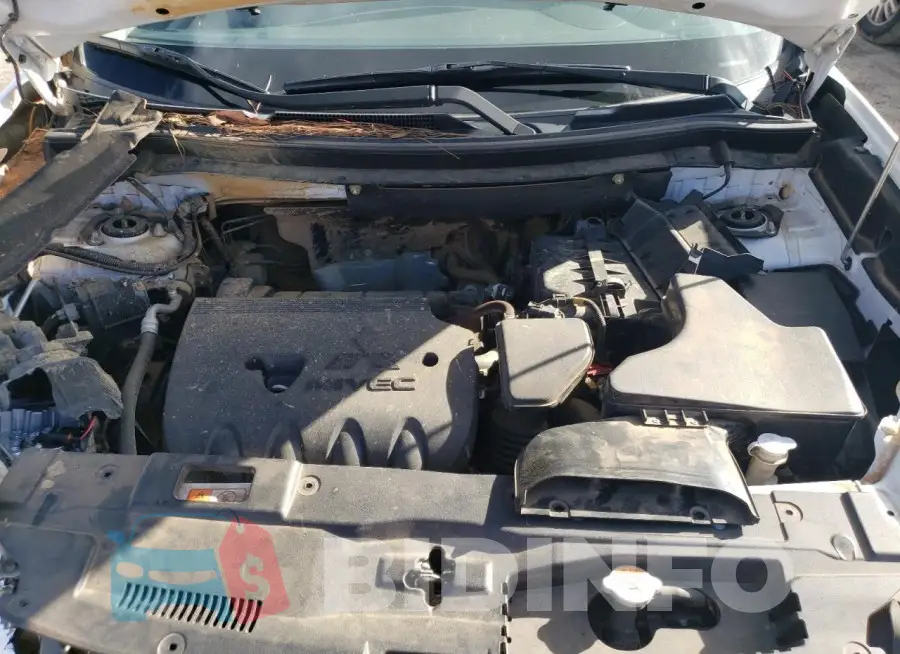 JA4AD3A32JZ017182 Photo# 12