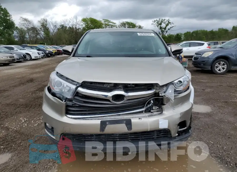 5TDBKRFH7FS187943 Photo# 5