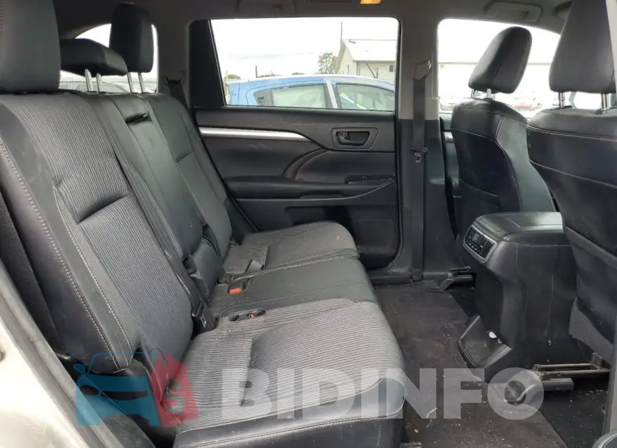 5TDBKRFH7FS187943 Photo# 10