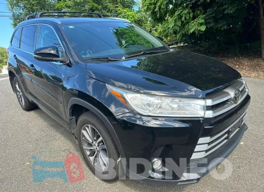 5TDJZRFH1JS814992 Photo# 4