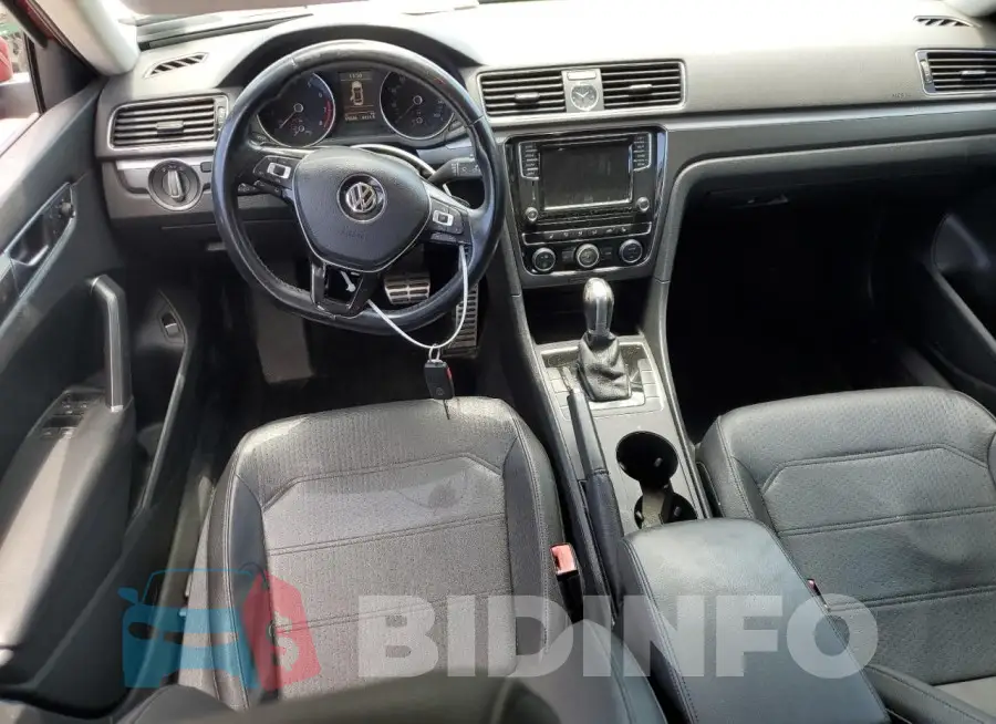 1VWDT7A31HC043134 Photo# 8