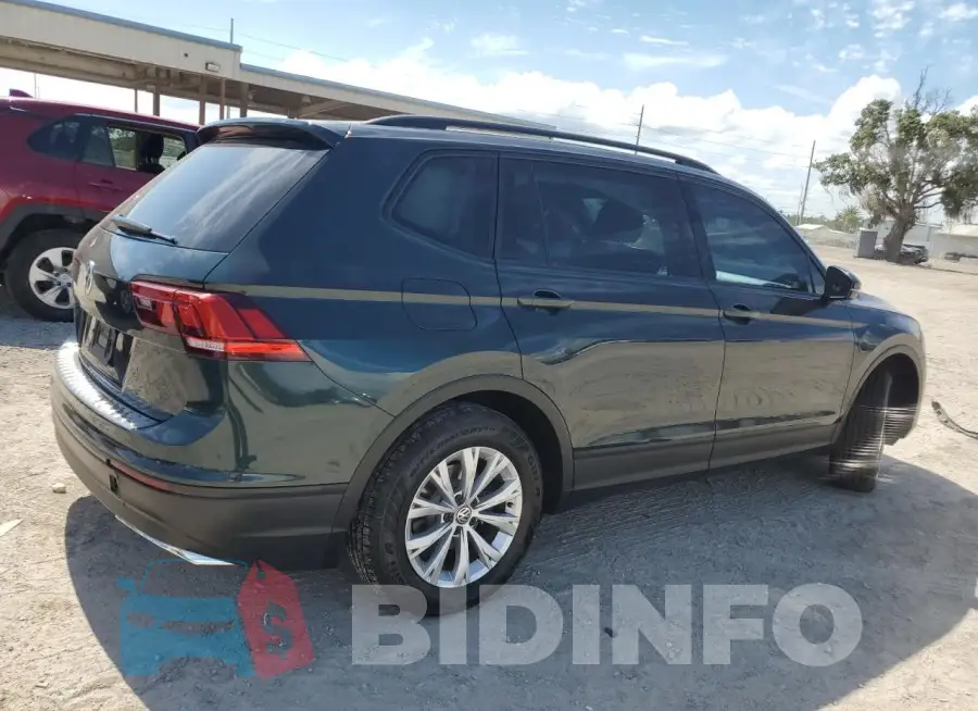 3VV1B7AX8KM122447 Photo# 3