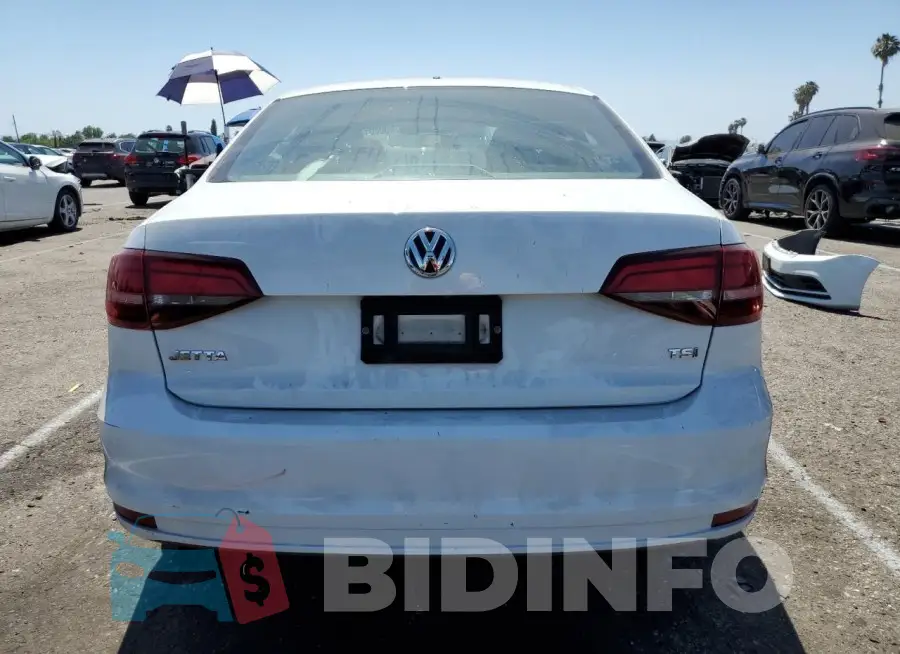 3VW2B7AJ0HM262061 Photo# 6