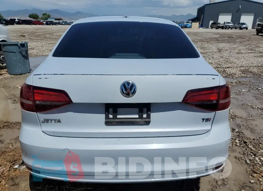 3VW2B7AJ5HM335781 Photo# 6