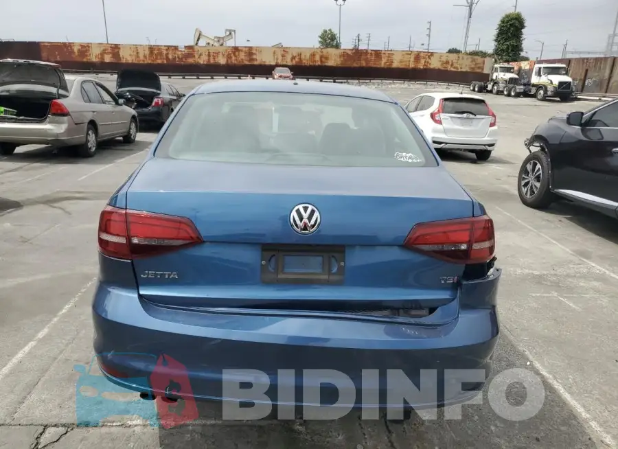 3VW2B7AJ8JM232618 Photo# 6
