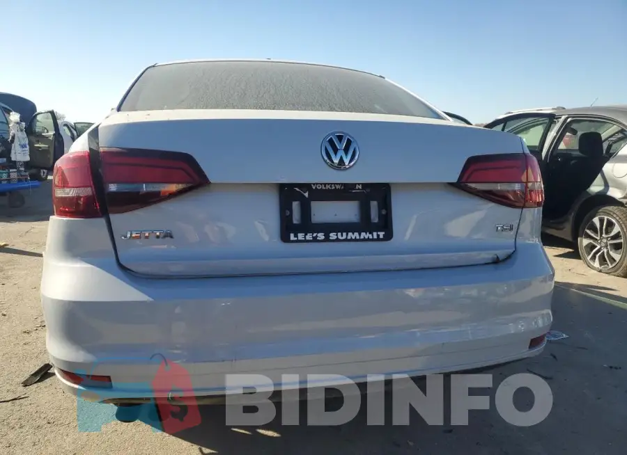 3VW2B7AJ9HM233187 Photo# 6