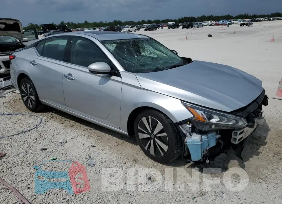 1N4BL4DV4LC170142 Photo# 4