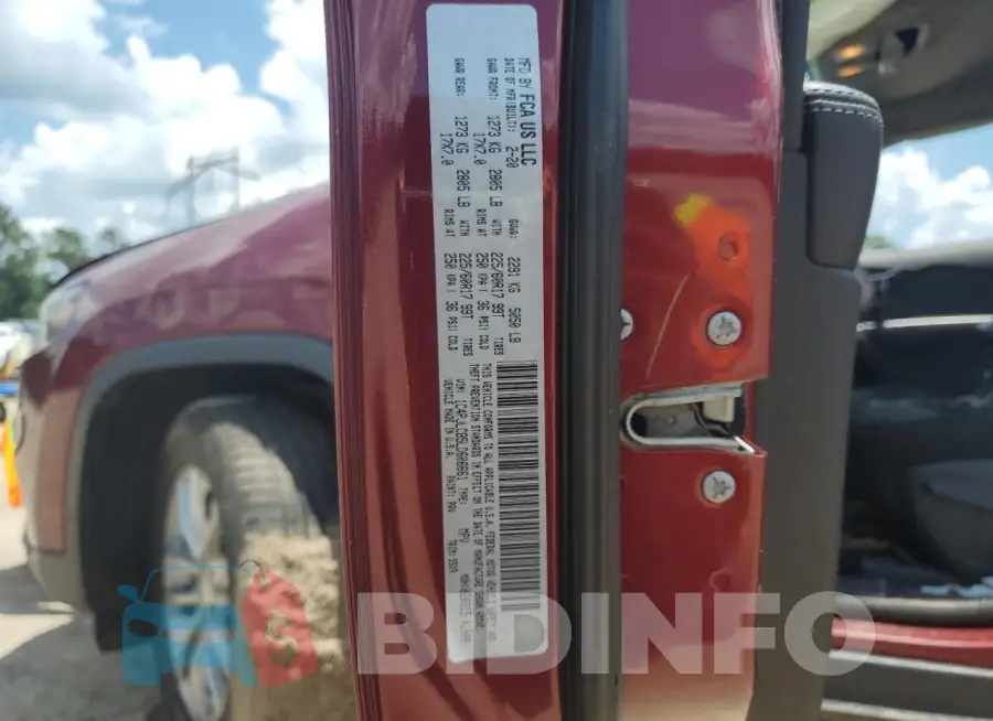 1C4PJLCB5LD606661 Photo# 13
