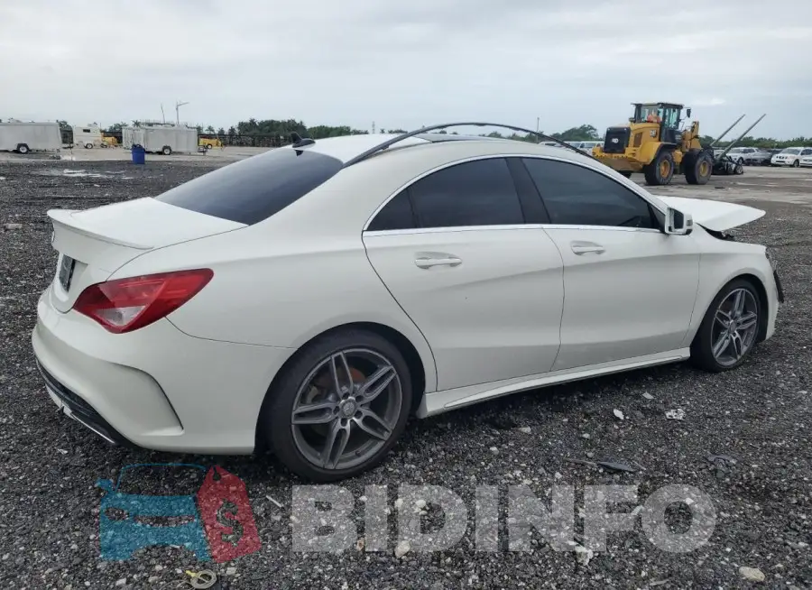 WDDSJ4EB1JN518202 Photo# 3