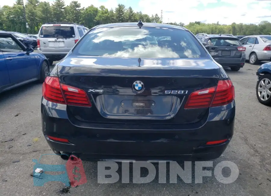 WBA5A7C52FG142642 Photo# 6