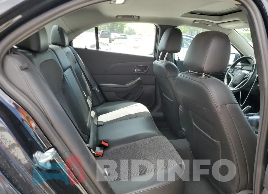 1G11E5SX4FF162497 Photo# 10