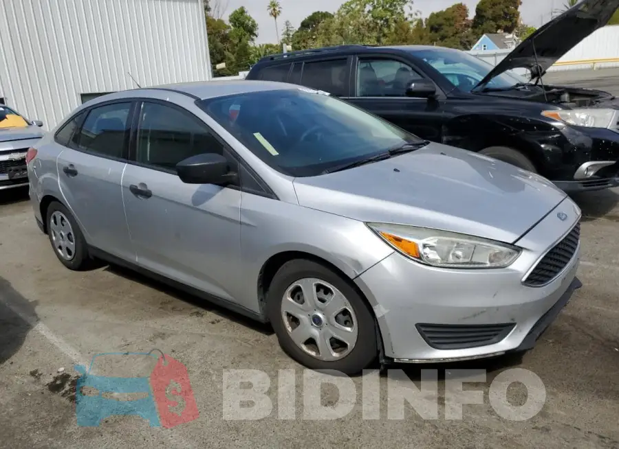 1FADP3E22FL326131 Photo# 4