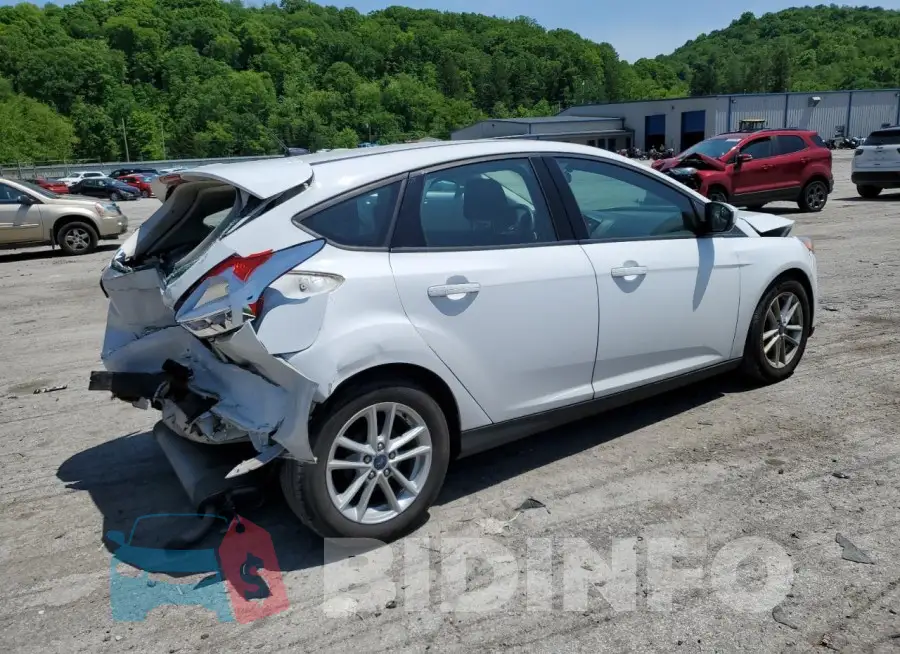 1FADP3K23JL257723 Photo# 3