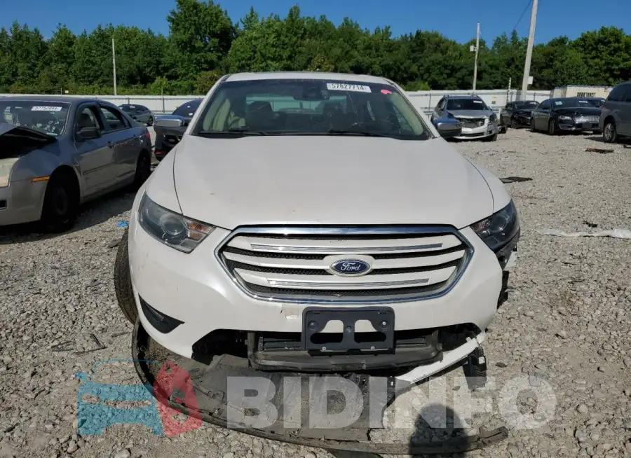 1FAHP2F84FG179396 Photo# 5