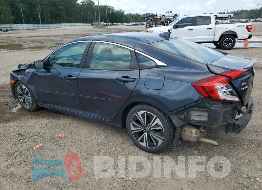 19XFC1F70GE002117 Photo# 2
