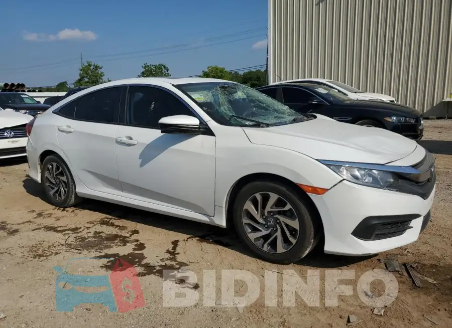 2HGFC2F73GH551516 Photo# 4
