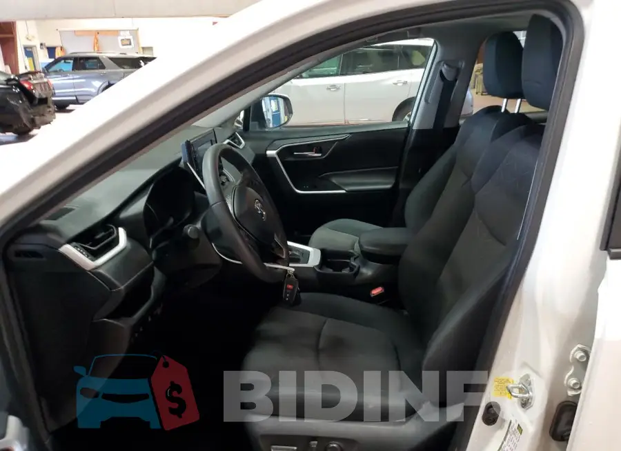 2T3P1RFV8MC171794 Photo# 7