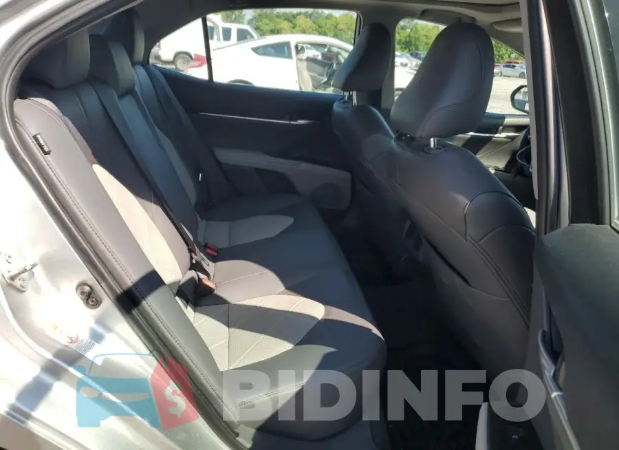 4T1B11HK6JU526222 Photo# 10