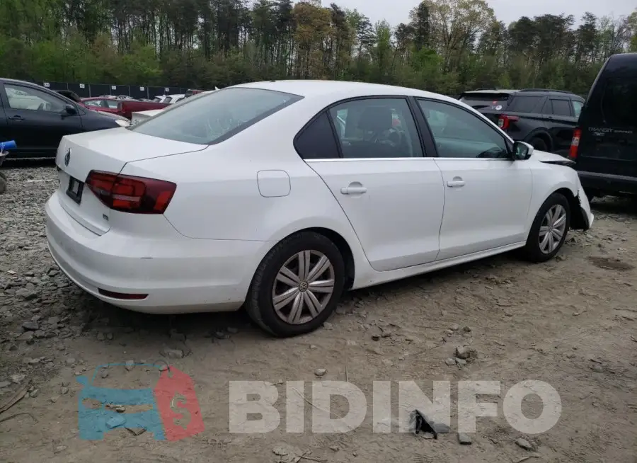 3VW167AJ2HM251496 Photo# 3