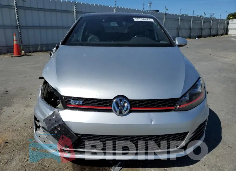 3VW4T7AUXFM010749 Photo# 5
