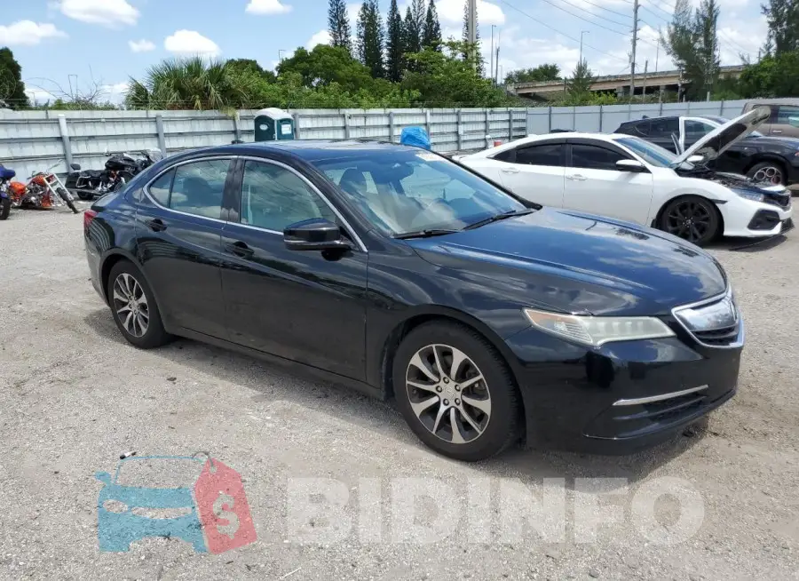 19UUB1F34HA001274 Photo# 4