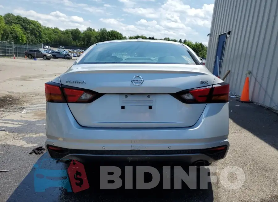 1N4BL4CV5NN401915 Photo# 6
