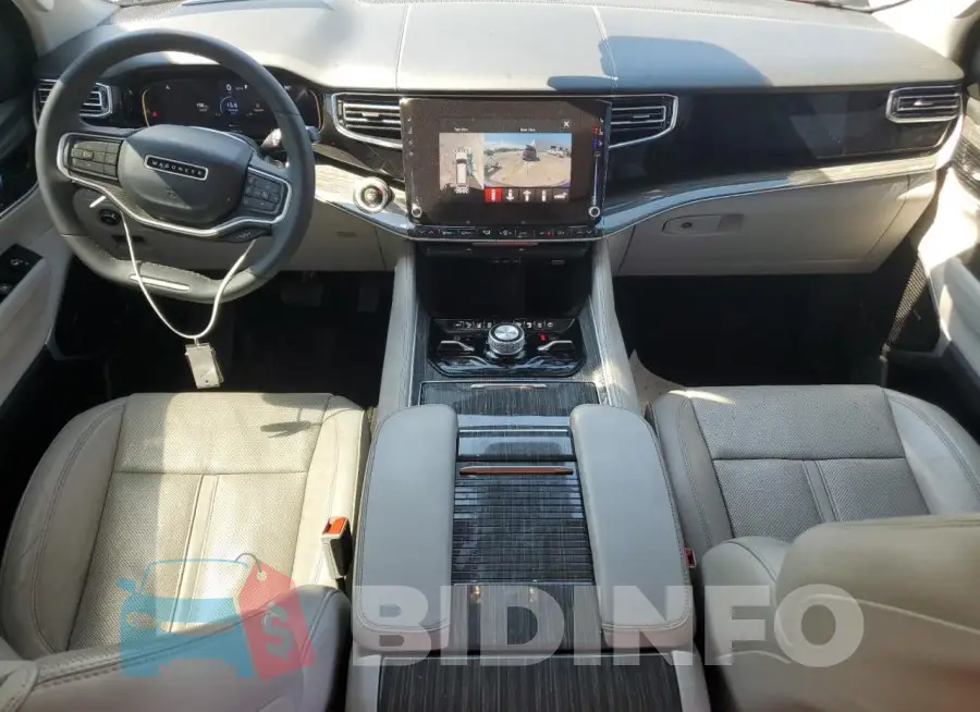 1C4SJVDT8NS106733 Photo# 8