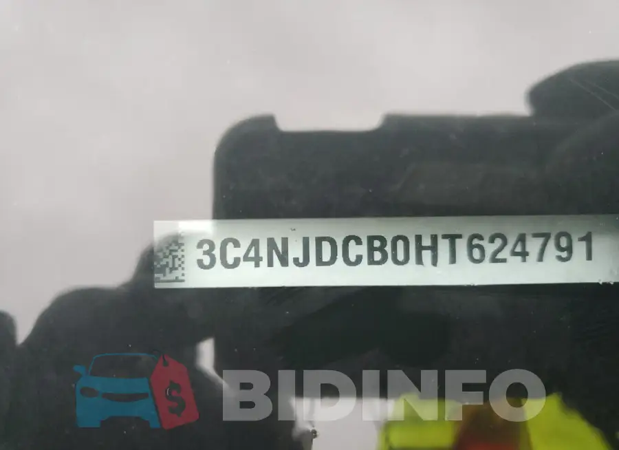 3C4NJDCB0HT624791 Photo# 13