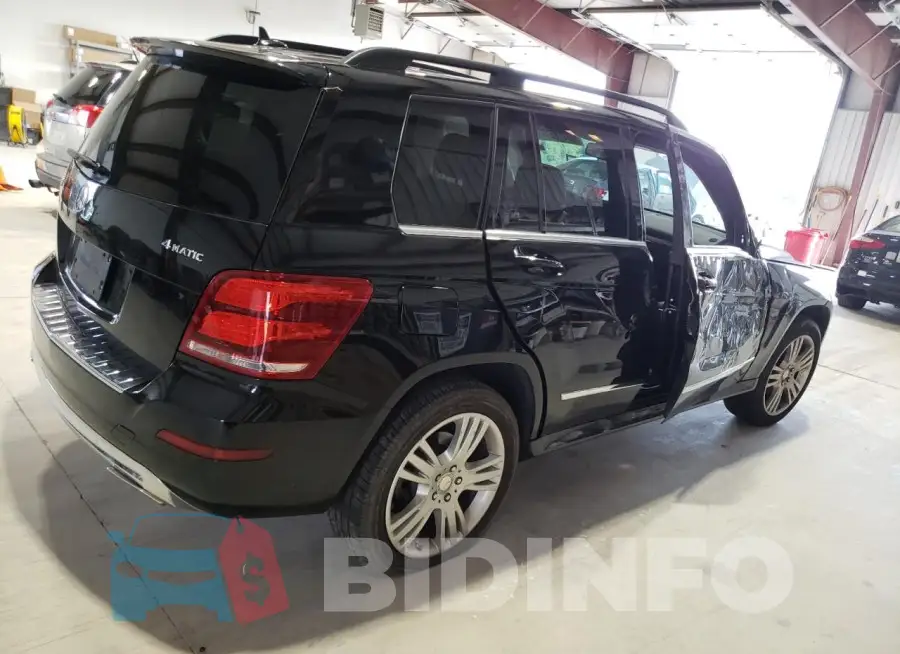 WDCGG8JB2FG395141 Photo# 3