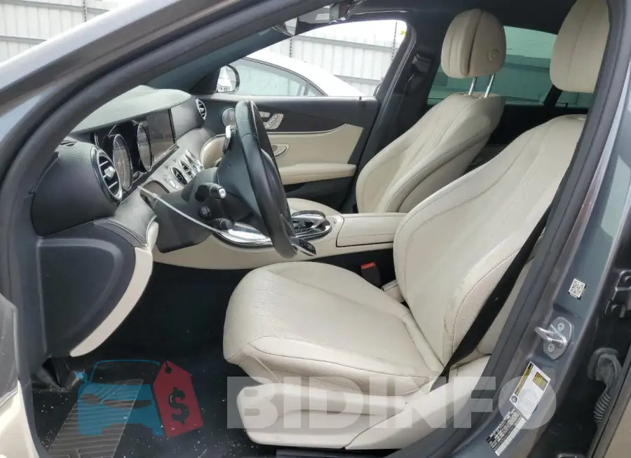 WDDZF4KB3HA146299 Photo# 7