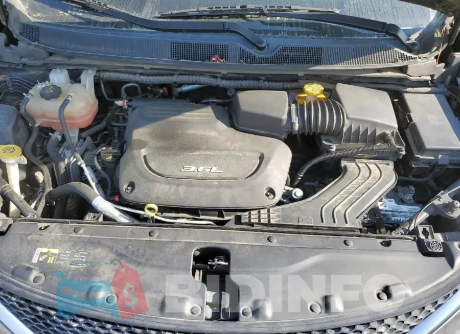 2C4RC1DG1HR511164 Photo# 12