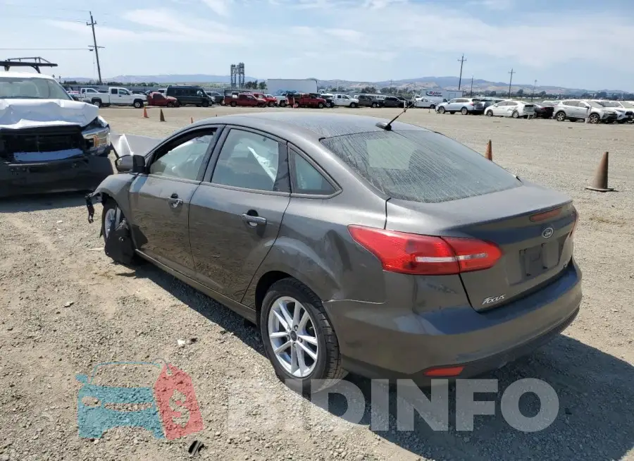 1FADP3F20HL215630 Photo# 2