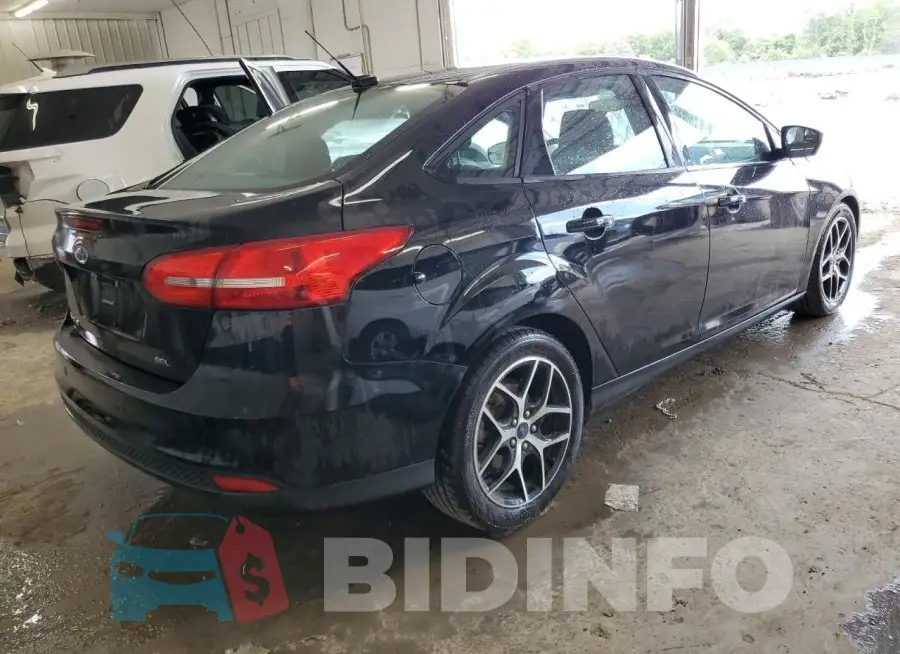 1FADP3H2XJL238304 Photo# 3