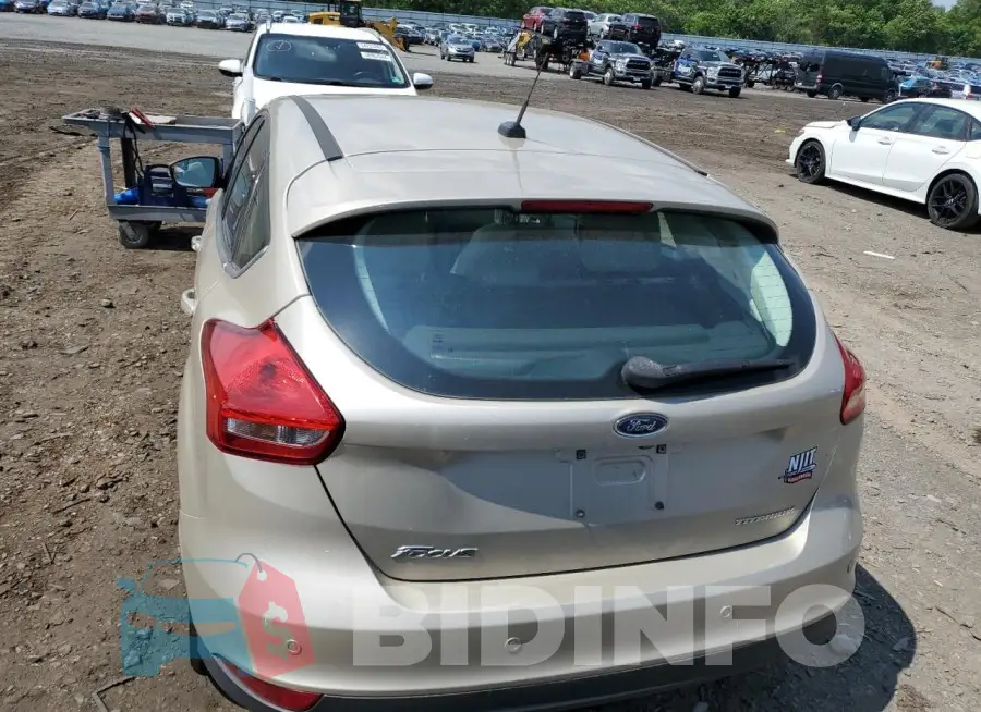 1FADP3N2XHL207097 Photo# 6