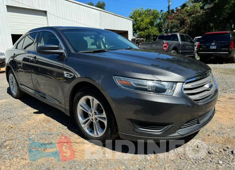 1FAHP2D86FG208450 Photo# 1