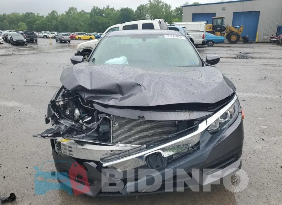 19XFC2F52GE215817 Photo# 5