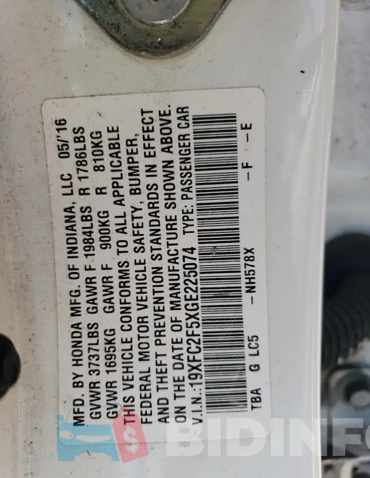 19XFC2F5XGE225074 Photo# 12