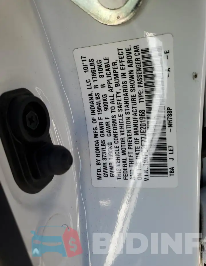 19XFC2F77JE201968 Photo# 12