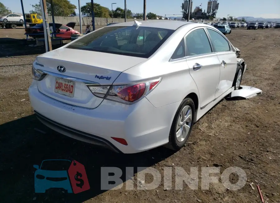 KMHEC4A44FA132649 Photo# 4