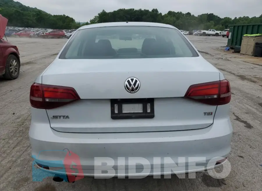 3VW2B7AJ8HM320627 Photo# 6