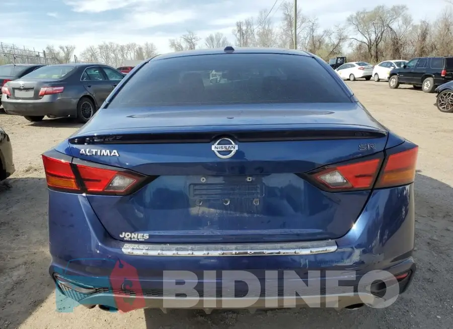 1N4BL4CV3KC132207 Photo# 6