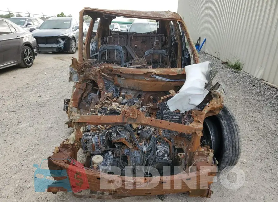 JN8BT3BA0PW432249 Photo# 5