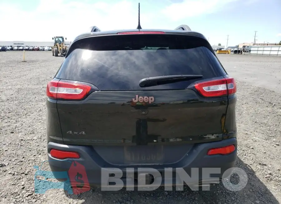 1C4PJMCSXHW532817 Photo# 6