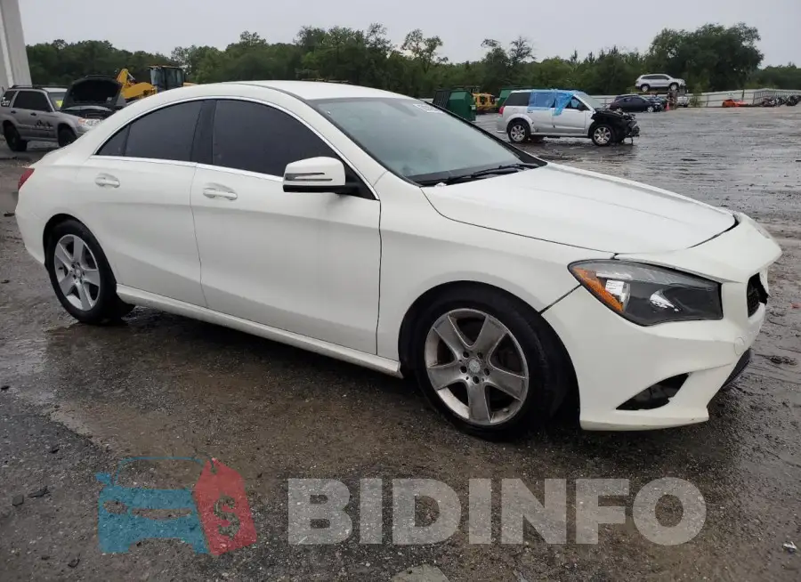 WDDSJ4EB0GN328092 Photo# 4