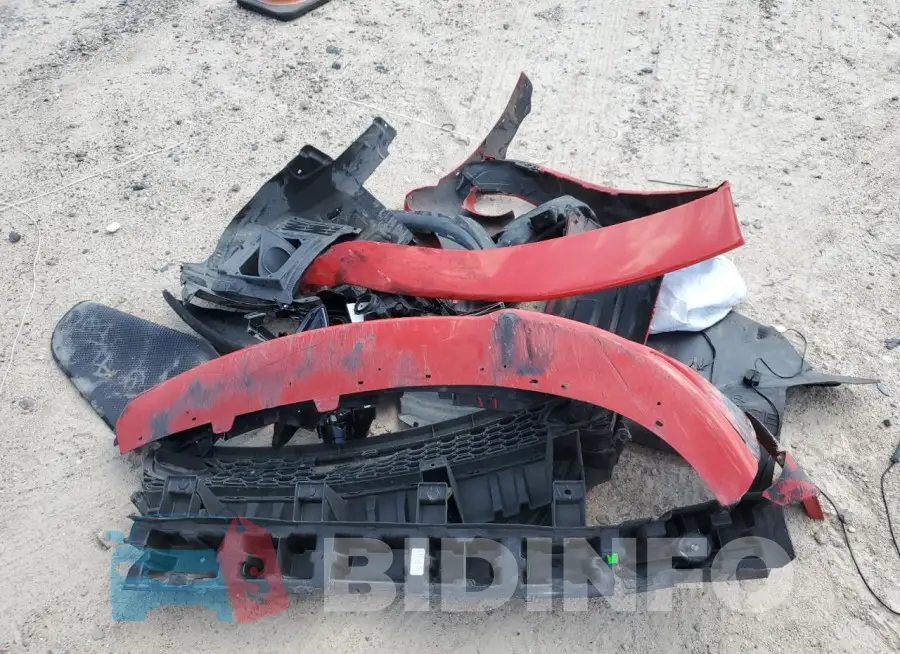 2C3CDXGJ7KH661875 Photo# 12