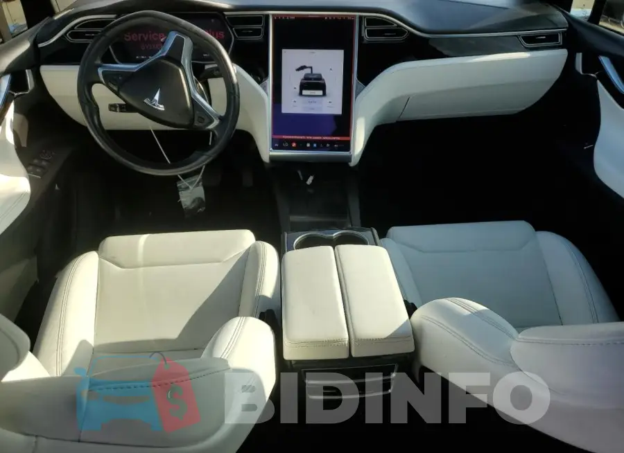 5YJXCBE21HF063973 Photo# 8