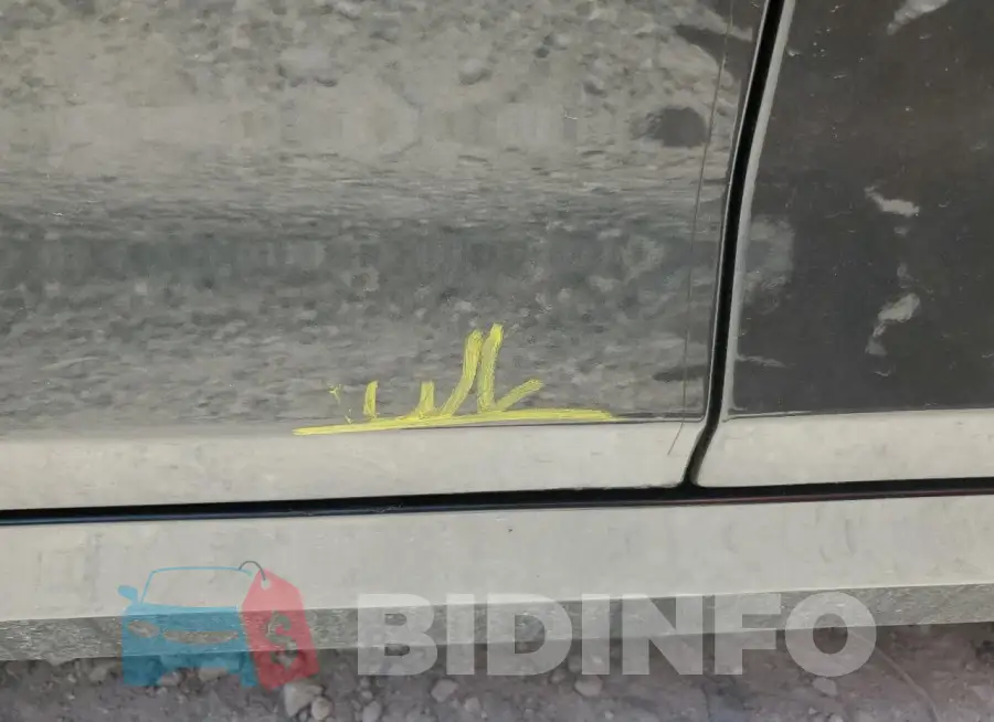 WBAJR3C07LCD67729 Photo# 12